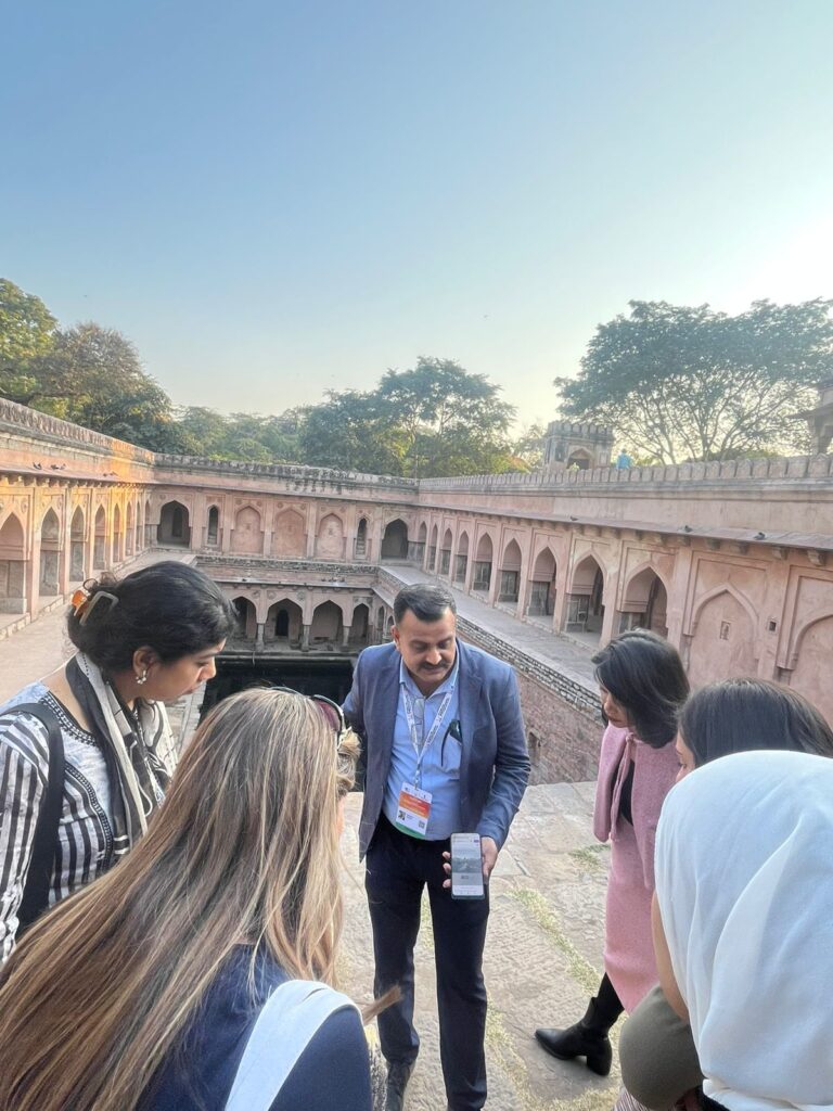 rajon ki baoli mehrauli archiplogical park with licence guide