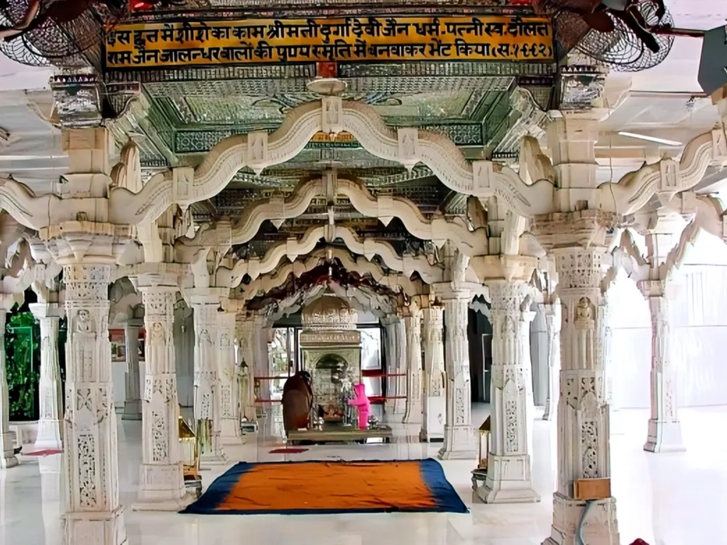 Jain Mandir Dadabari, historic Jain temple in Mehrauli, Delhi