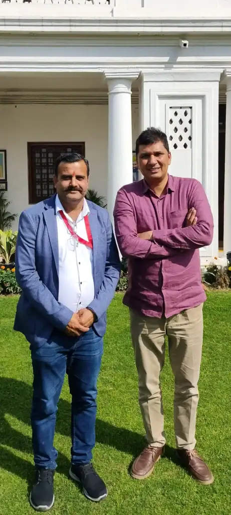 tour guide with former tourism minister delhi saurabh bharadwaj